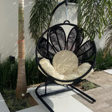 Balanço de Corda Náutica Preto modelo Pétala